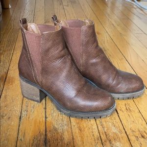 MIA block heel ankle boots (size 8)